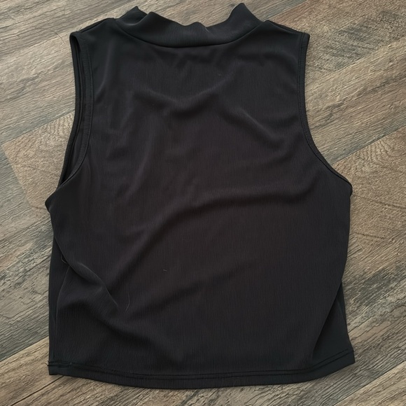 Acemi Medium Top - Picture 3 of 3